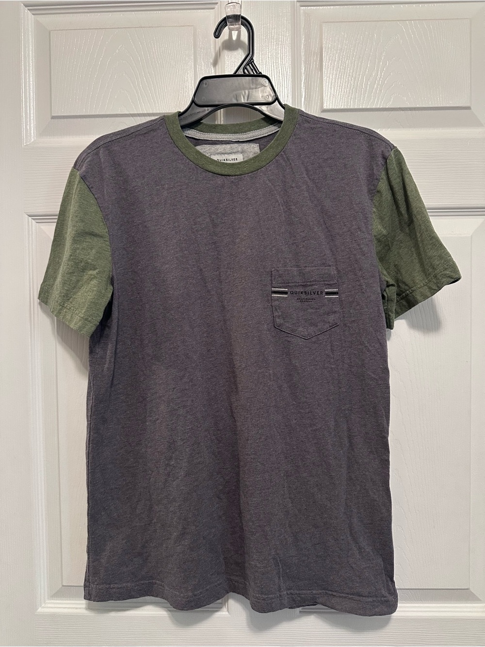Quiksilver Two-Tone Short Sleeve Pocket Tee in Charcoal and Olive